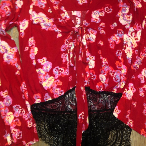 Free People Bodysuit Red Floral M Lace Tie Top - Picture 4 of 7